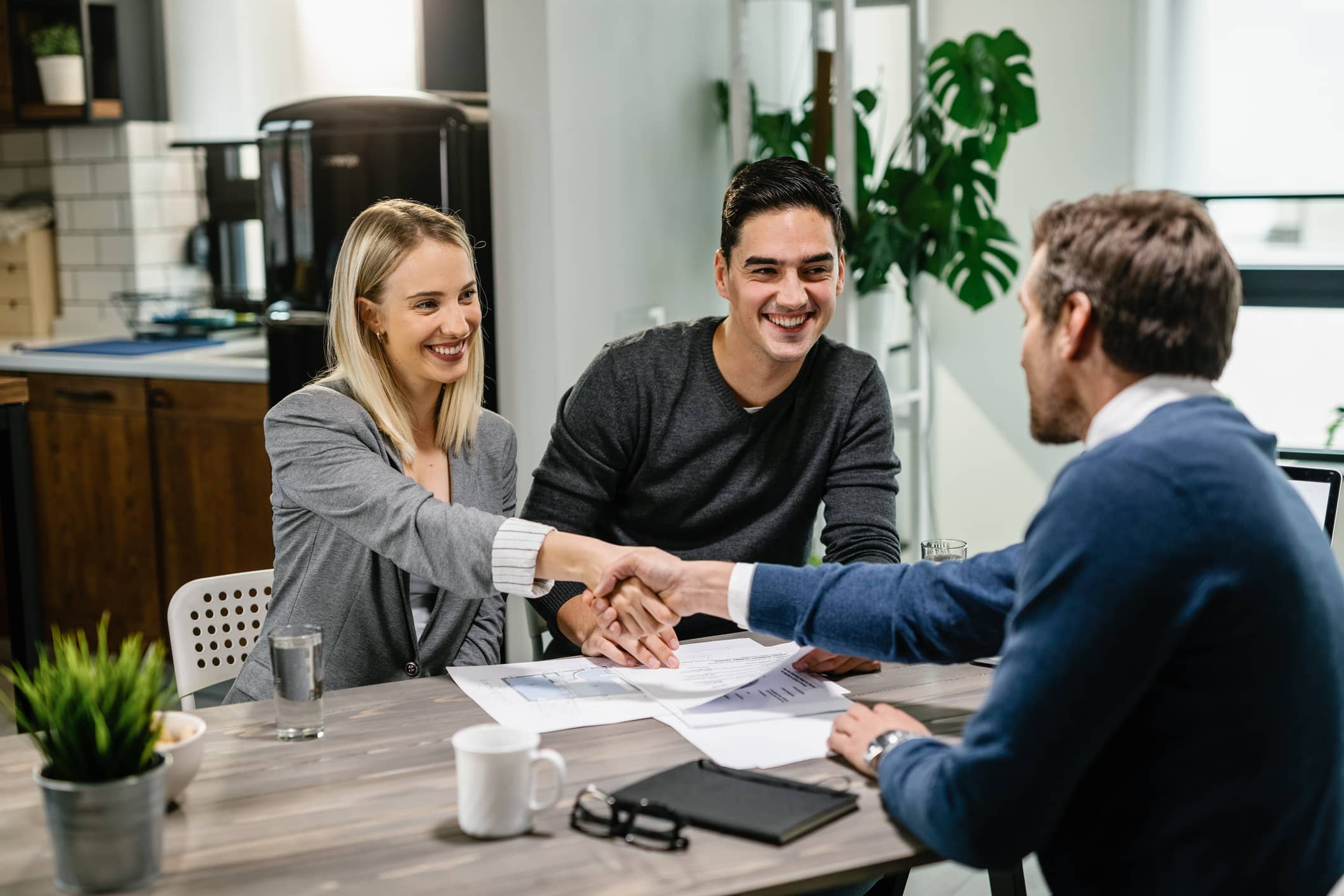 Mortgage Brokers: What They Do and How to Choose the Right One
